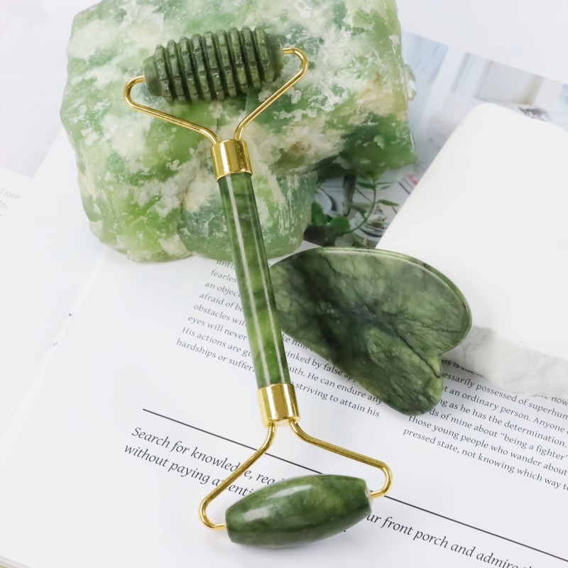 Набор из нефритового роллера и – обзор и цена Jade Roller Gua Sha